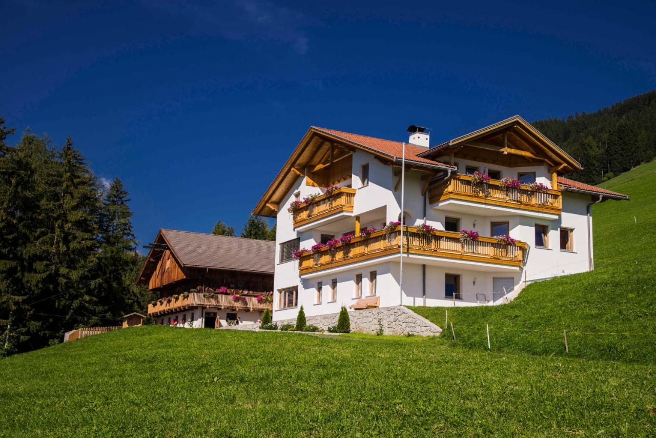 Perchnerhof Lägenhet Terenten Exteriör bild